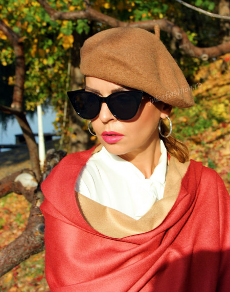 *Basca Dama "Picasso" Cappuccino by JukaFashion.ro