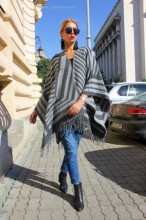 Poncho Dama "Hipster" Black&Grey by JukaFashion.ro (2018) - Img 1
