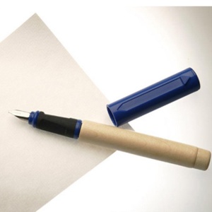 Stilou Eco Greenfield cu penita caligrafie 1.5 mm