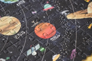 LJ_PZ554U-Puzzle100 piese Planete, Londji