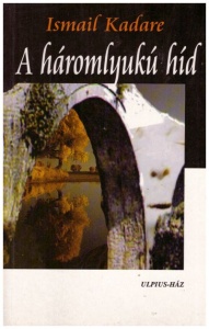 A háromlyukú híd