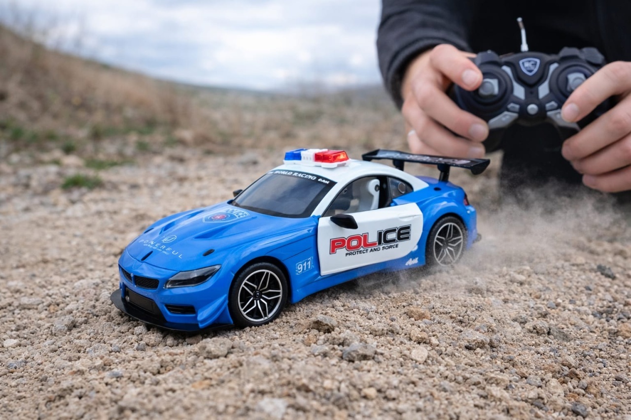 Mașinuță de Poliție cu Telecomandă Righteous, Funcții lumini și sunete 3