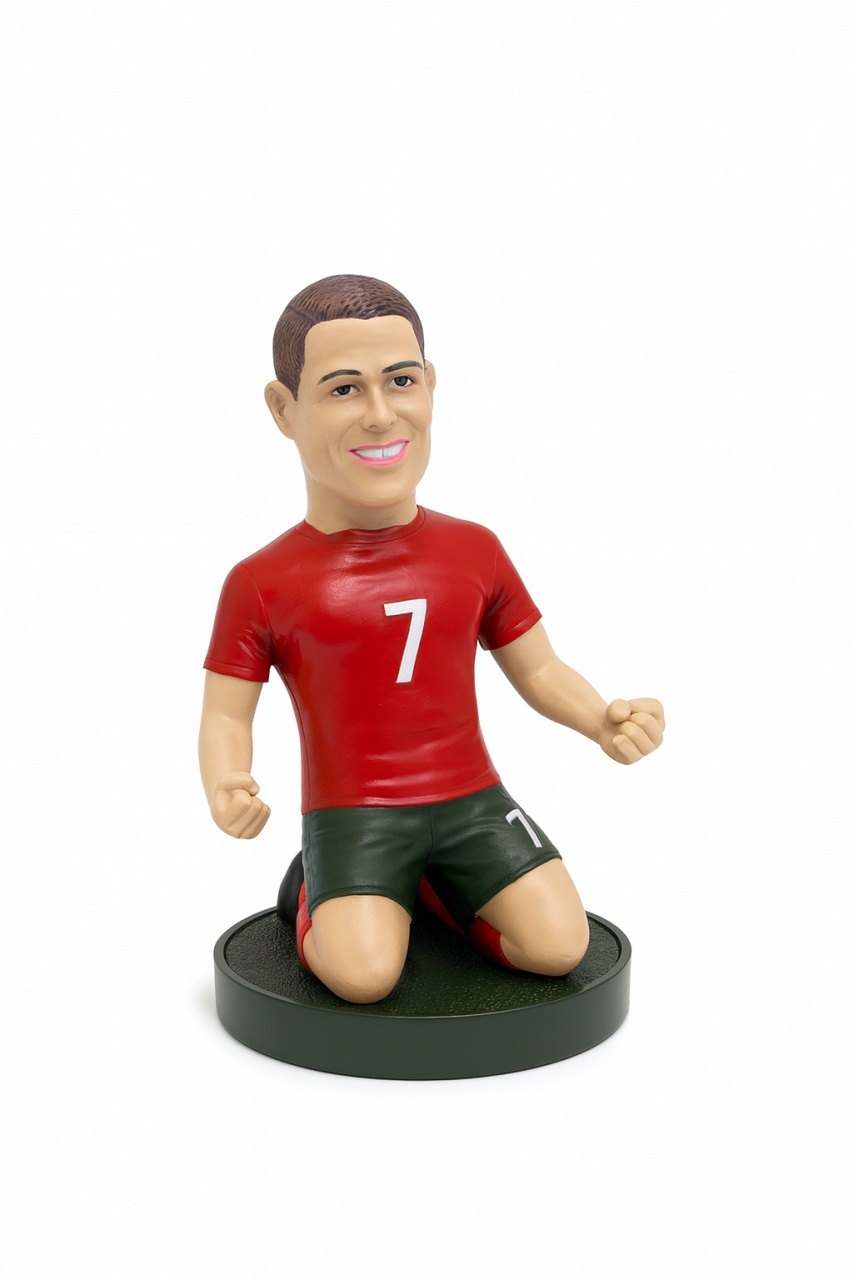 Figurina Ceramica Fotbalist , 13 cm, Model Colectie, Detalii Realiste