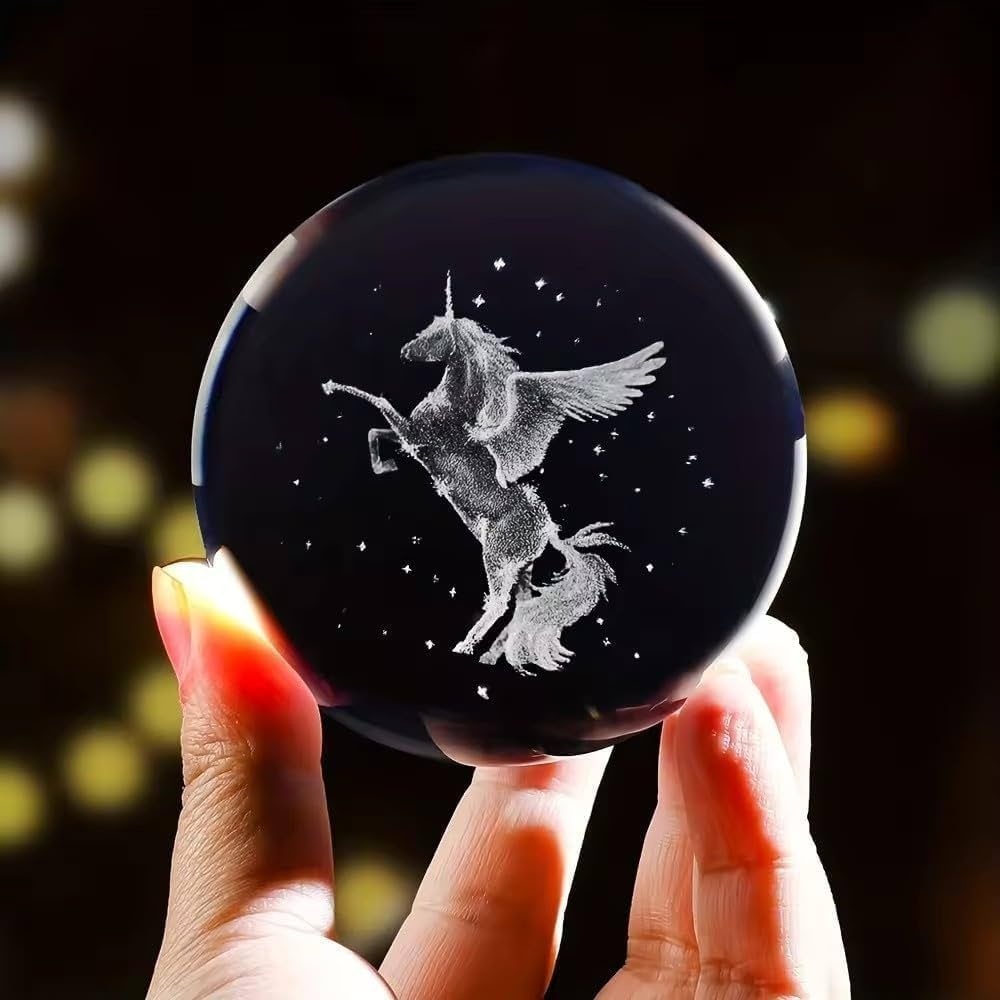 Glob Cristal 3D Unicorn cu Aripi, Baza Lemn si Iluminare LED, Decor Magic, 6 cm 5