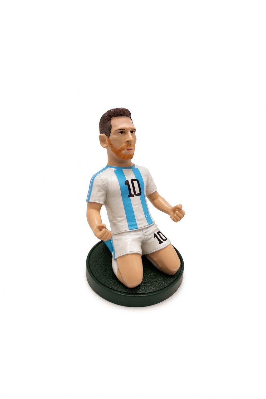 Figurina Ceramica Fotbalist , 13 cm, Model Colectie, Detalii Realiste
