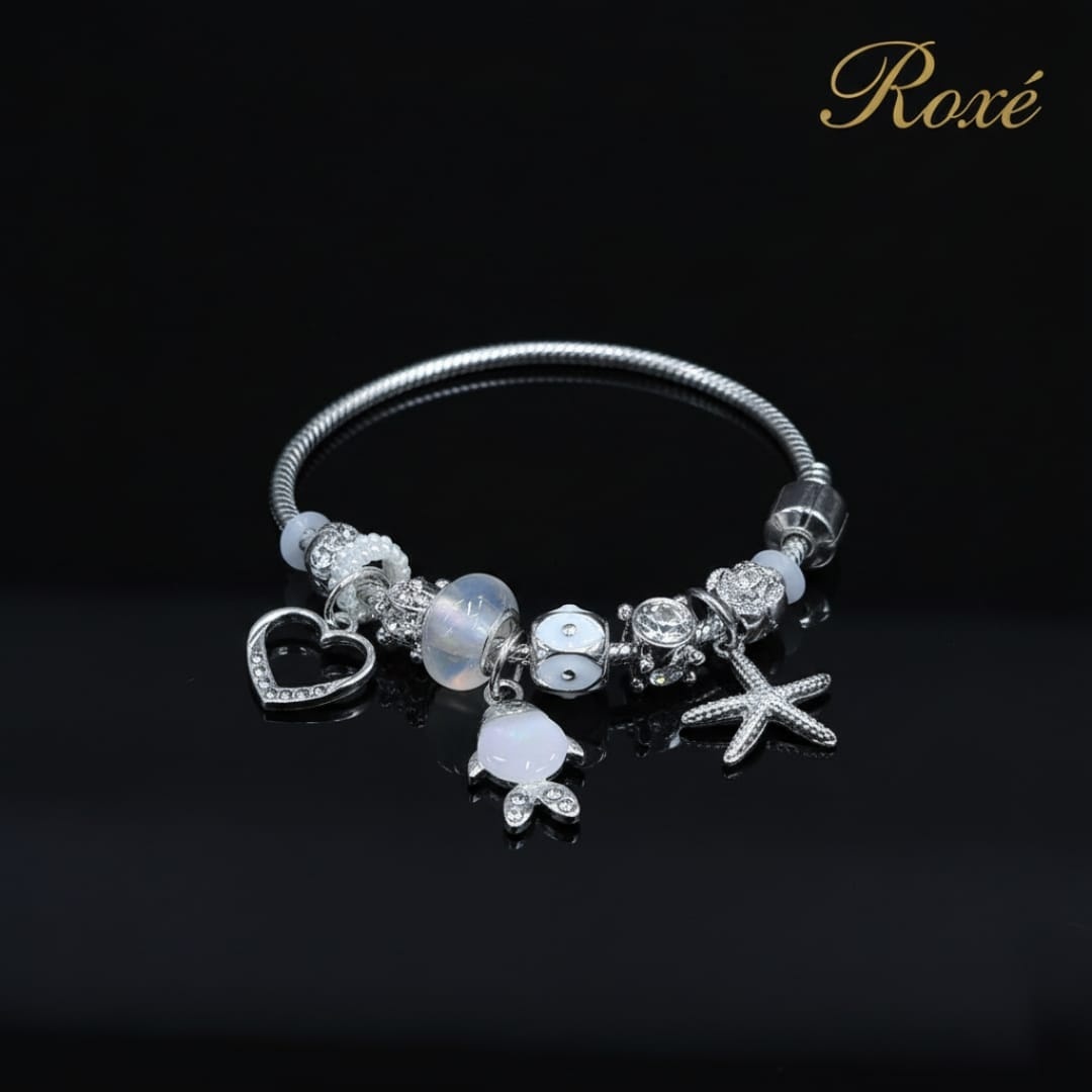 Bratara dama ROXE argintie cu charmuri pestisor si steluta, model elegant modern 3
