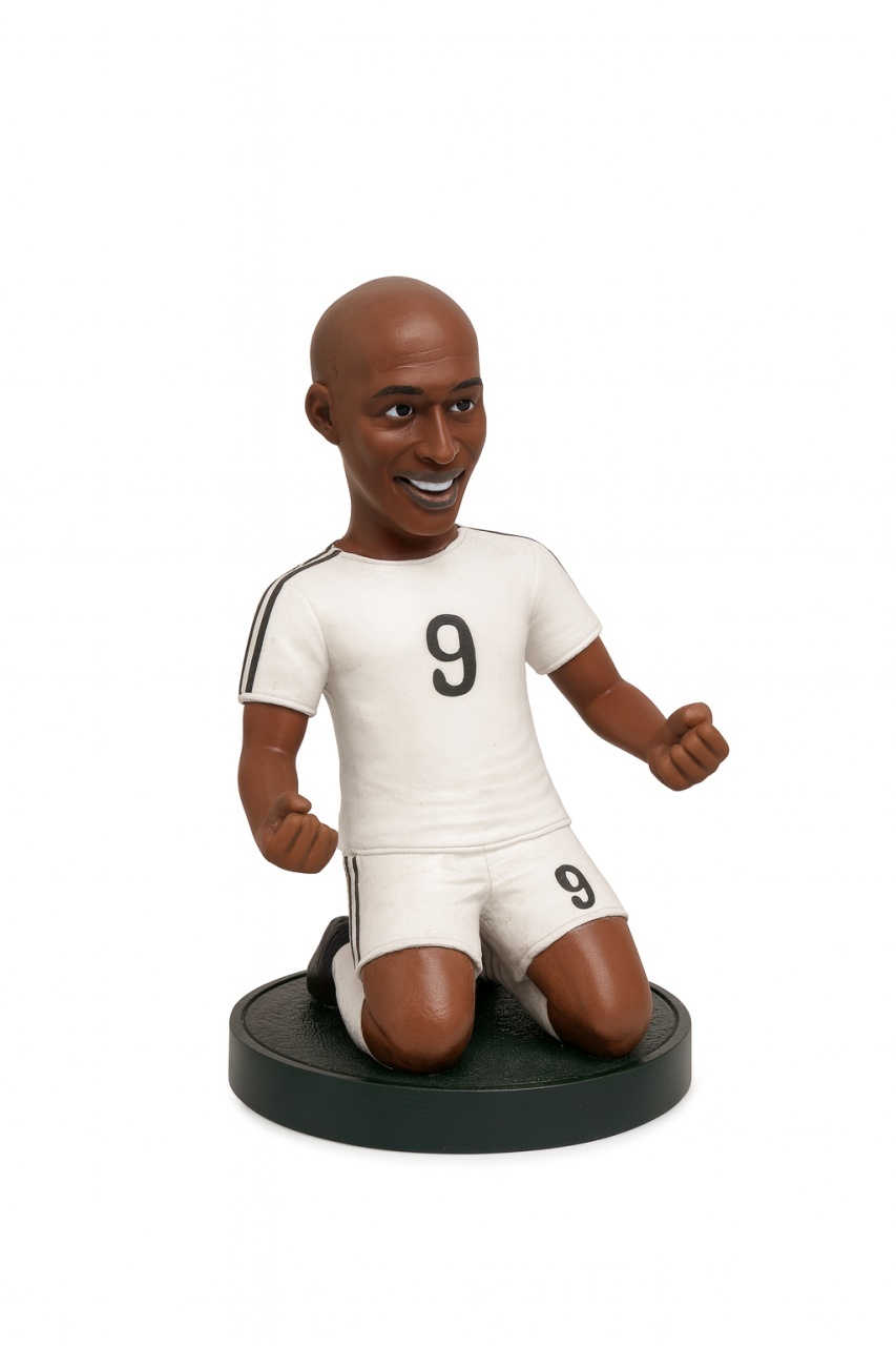 Figurina Ceramica Fotbalist , 13 cm, Model Colectie, Detalii Realiste