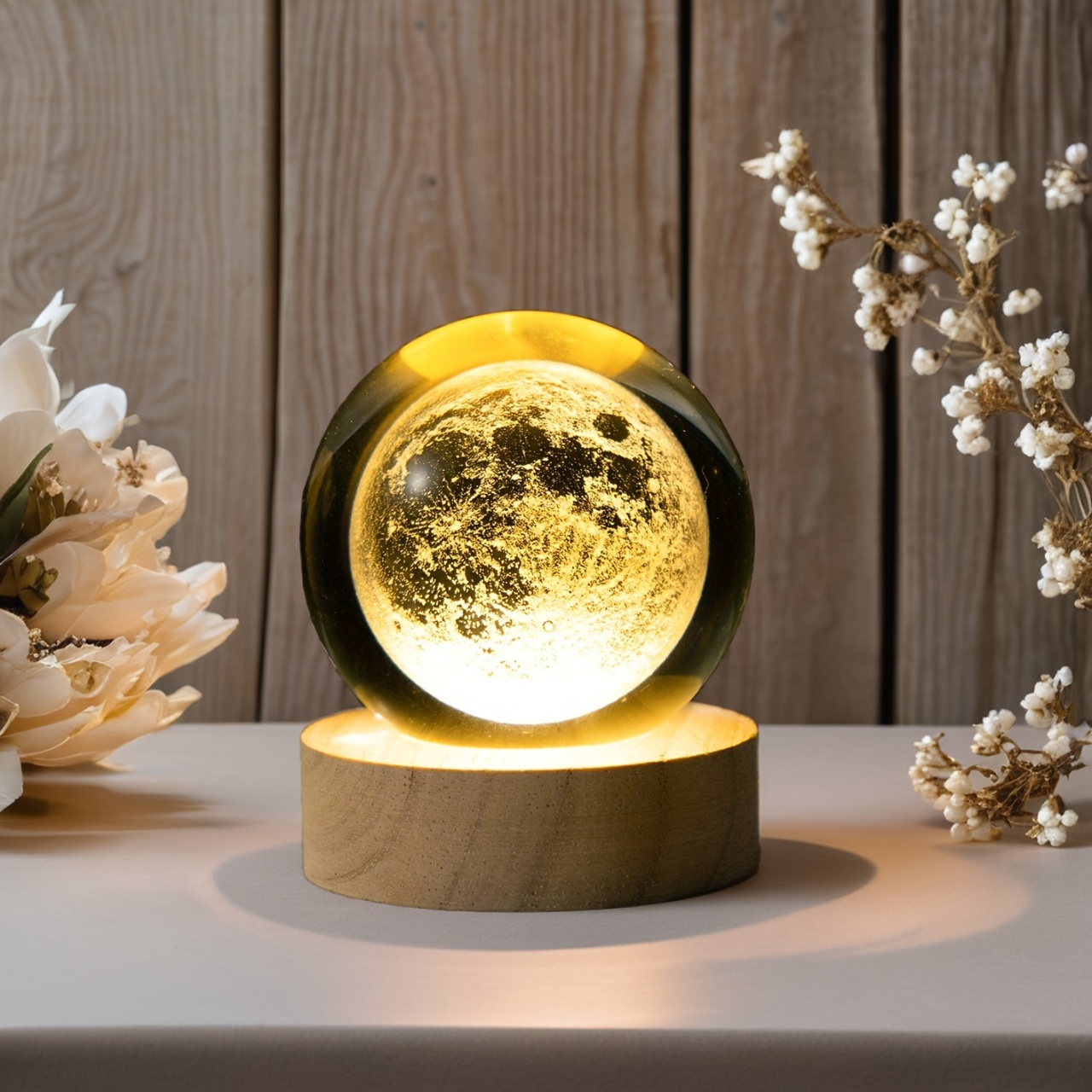 Glob Cristal 3D Luna 8 cm, cu LED si Baza Lemn, Lampa Decor Astronomica 2