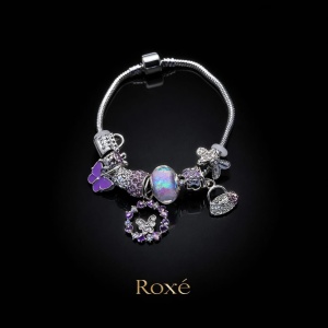 Bratara ROXE argintie cu fluture si posetuta charmuri elegante dama - Img 3
