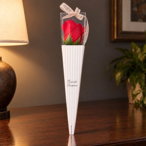 Trandafir roșu artificial, in cutie cadou transparentă cu funda, 25cm - Img 3