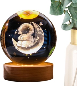 Glob Cristal 3D Astronaut pe Luna 8 cm, LED si Baza Lemn, Lampa Decor - Img 3