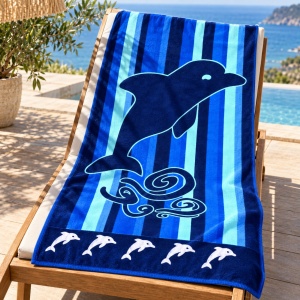 Prosop de Plajă cu Delfin, Design Albastru cu Dungi – pentru Plajă și Piscină - Img 4