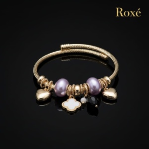 Bratara dama ROXE aurie cu charmuri elegante si pandantive moderne, stil fashion - Img 2
