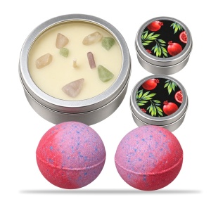 Set cadou spa Wax Wonder, aroma rodie neagră, 3 lumânări și 2 bombe de baie, 27 x 18 cm - Img 2