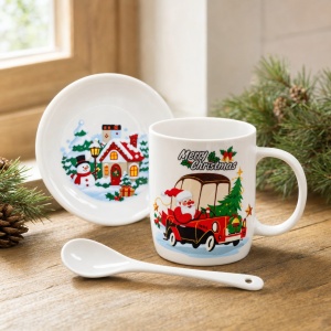 Set cană ceramică cu linguriță și farfurioară, model Moș Crăciun, idee cadou, 16x18cm - Img 2