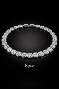 Colier ROXE argintiu cu cristale patrate, design elegant, lungime 40 cm