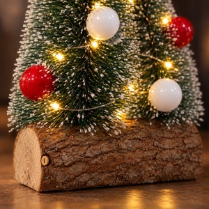 Decorațiune luminoasă de Crăciun cu 2 brăduți LED, suport lemn cu scoarță, buton ON/OFF, 29x14 cm - Img 4
