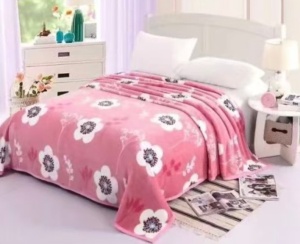 Patura Cocolino Pufoasa cu Model Floral, 200x220 cm, Roz Coral