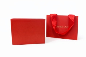 Trandafir criogenat in glob cu cutie rosie 15x14x12 cm, cadou romantic cu compartiment - Img 6