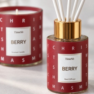 Set cadou cu lumânare din ceară și odorizant cu bețișoare, parfum fructe de pădure, roșu, 23×18 cm - Img 6