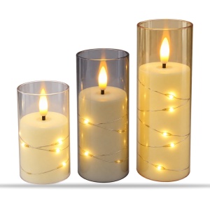 Set de 3 lumânări LED cu flacără realistă, recipiente tip sticlă, din plastic, dimensiuni diferite - Img 2