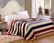 Patura Cocolino Pufoasa cu Dungi Colorate, 200x220 cm, Crem, Albastru si Bordo