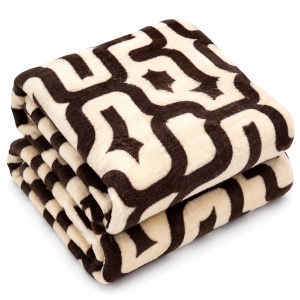 Patura Cocolino Pufoasa cu Model Geometric Modern, 200x220 cm, Crem si Maro