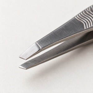 Pensetă pentru sprâncene RIGE Classic din metal, 1 bucată - Img 6