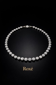Colier dama ROXE premium argintiu cu cristale stralucitoare, design elegant, 40 cm