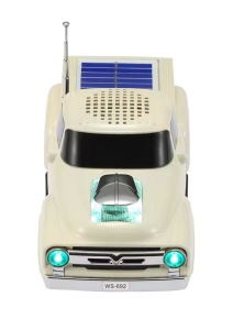 Boxa portabila Bluetooth masina vintage, radio FM, panou solar, lumini LED, alb laptos - Img 3