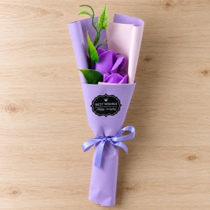 Buchet decorativ cu trandafiri mov, set cadou mov, 25 cm - Img 4
