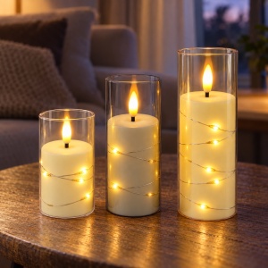 Set de 3 lumânări LED cu flacără realistă, recipiente tip sticlă, din plastic, dimensiuni diferite - Img 3
