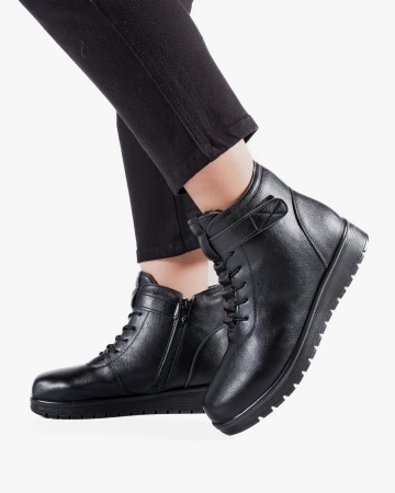 Ghete dama imblanite negre din piele ecologica B01