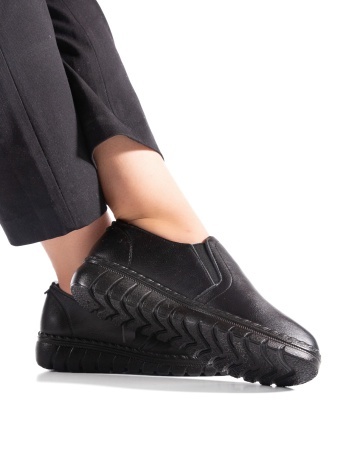 Pantofi dama casual negri din piele ecologica 3215-marimi mari pana la 43 - Img 4