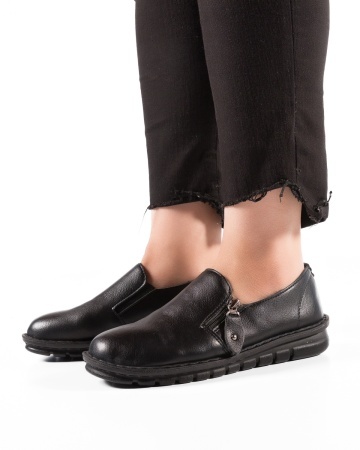 Pantofi dama Negri din Piele Ecologica Uaoo