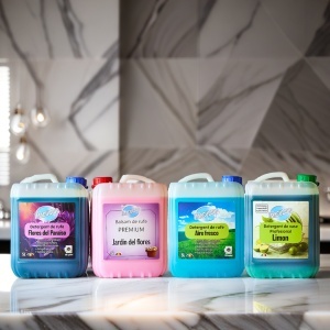 Pachet 1 Balsam 5L + 2 Detergenti Rufe 5L + 1 Detergent Vase 5L