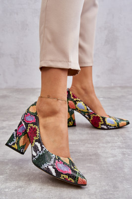 Елегантни и невероятно удобни обувки от полската марка Lewski Shoes. Обувките са изработени от естествена кожа с внимание към всеки детайл. Меката стелка ще осигури комфорт при всяка стъпка. Заостреният нос оптически отслабва краката. С моден ток във форм