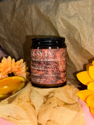 Lumânare parfumată KALDORE -scorțișoară, portocală, caramel 130g