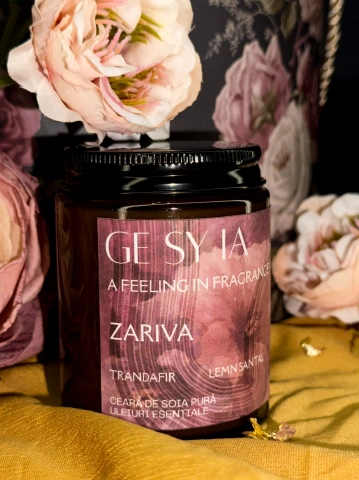 Lumânare parfumată ZARIVA - trandafir, lemn santal, iasomie 130g - Img 2