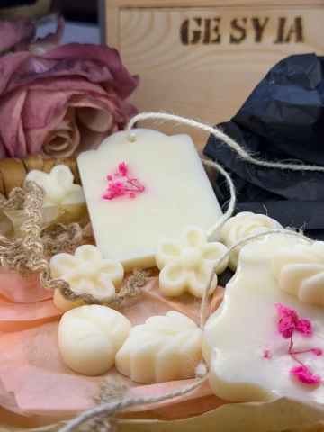 Odorizant pentru dulap VELVET - iasomie, zambilă, chihlimbar 30g