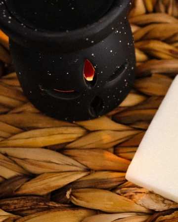 Suport ceramic pentru wax melts, cu lumânare tip pastilă inclusă - Img 2