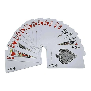 Carti de joc,din plastic,54 bucati in cutie de depozitare 8.7x5.7 cm - Img 3