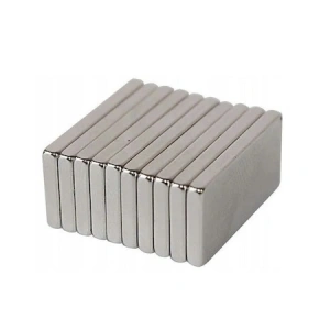 Set 10 magneti Neodim universali, diverse activitati, 8x4x2 mm - Patrat