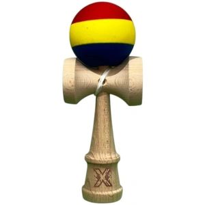 Kendama profesionala din lemn cu rubber grip, joc de indemanare si coordonare, 18 cm, model tricolor rosu galben albastru, pentru antrenament si freestyle - Img 3