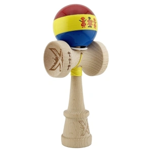 Kendama profesionala din lemn cu rulment metalic, editie Stil Romanesc tricolor, finisaj Super Sticky, cupe mari King Size V3, 18 cm, multicolor - Img 4