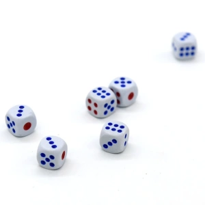 Set 100 zaruri albe cu puncte albastre si rosii, 13 mm, pentru jocuri de societate sau jocuri de noroc - Img 2