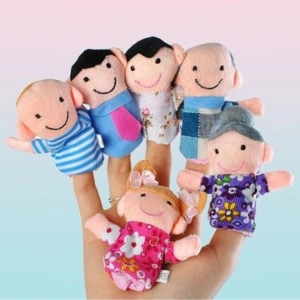 Papusi de deget familie, set 6 personaje textile, 8 x 8 cm, multicolor, pentru povesti si jocuri de rol - Img 3