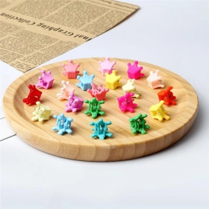 Set 25 elastice par 1, 5 cm si 16 cleme mini model coronita 0, 8 cm, cutie organizator transparenta, multicolor - Img 6
