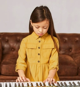 Orga electronica pentru copii, 61 clape, microfon inclus, alimentare 6V, functie de inregistrare, 54 x 17 cm - instrument muzical educational pentru incepatori - Img 4