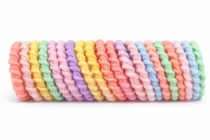 Set accesorii par 25 elastice 1.5 cm, 20 elastice spiralate, 20 elastice textile, 5 cleme ursulet 0.8 cm, multicolor, cutie depozitare - Img 4